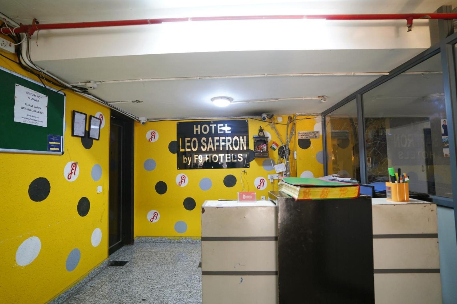 Hotel Leo Saffron - Pitampura Delhi  Exterior photo